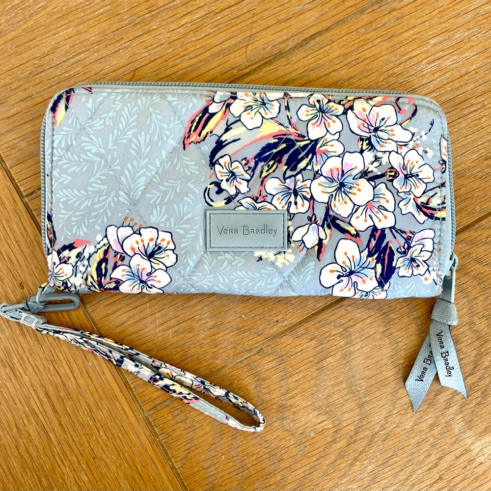 Vera Bradley Floral Wristlet Wallet - Gray